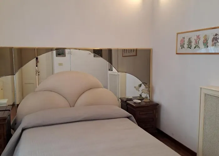 Piazza Dell'orologio Apartment *