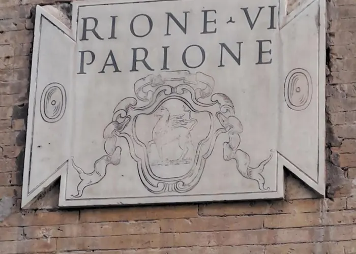 Piazza Dell'orologio *