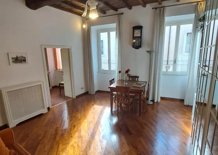 Piazza Dell'orologio Apartment Rom